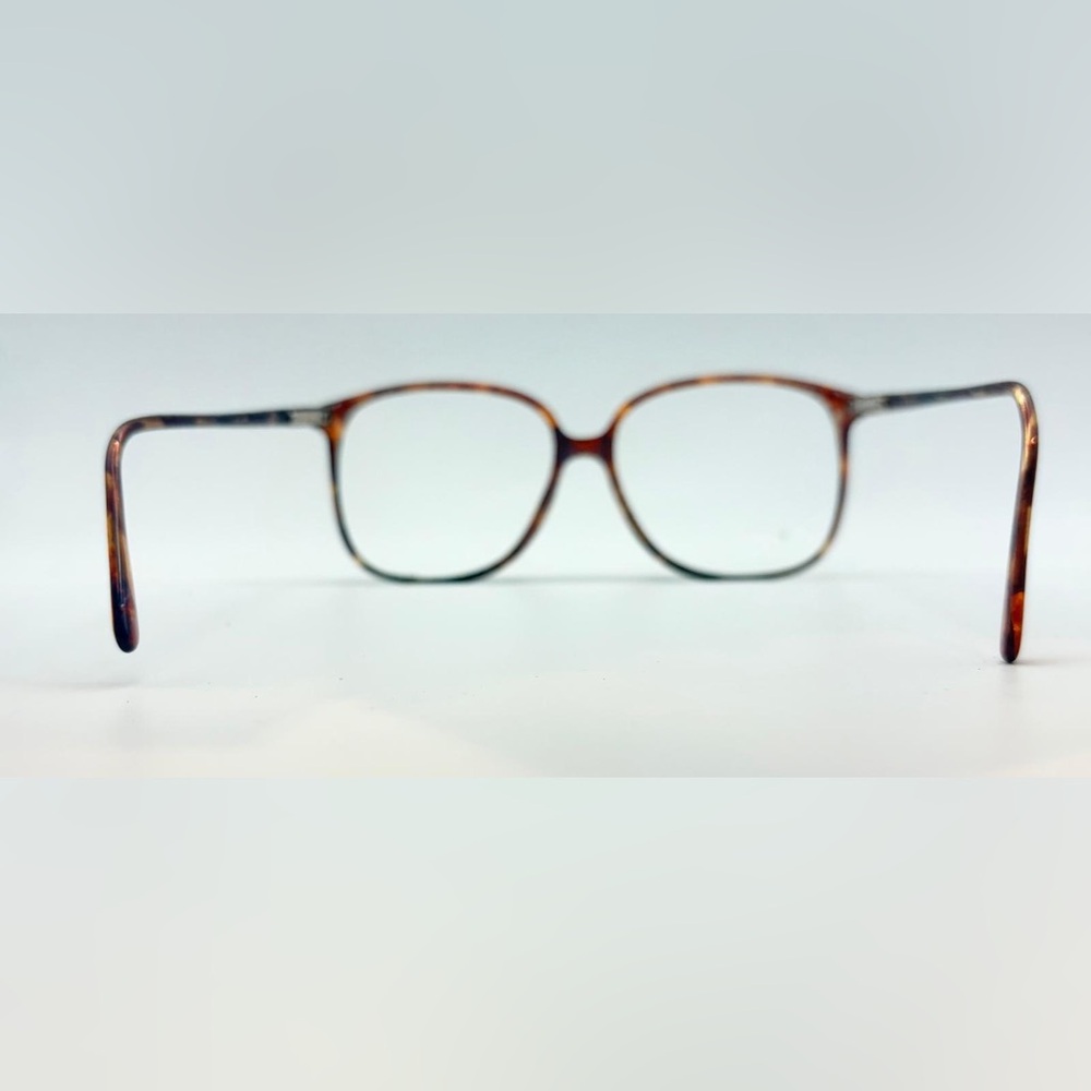 Elegant Tortoise Shell Women's Glasses - Picture 6 of 8